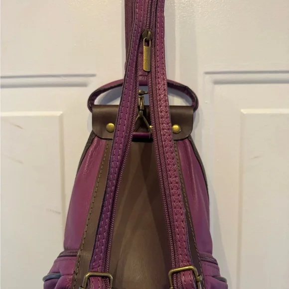 Vera Pelle Fuchsia and Chocolate Backpack - Picture 12 of 15